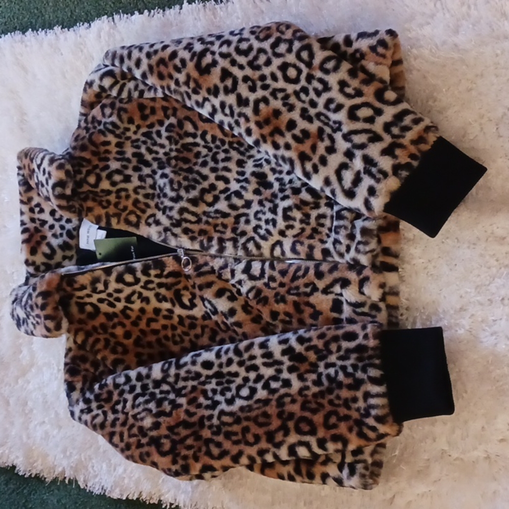 NWT This women's Nine West faux-fur bomber jacket